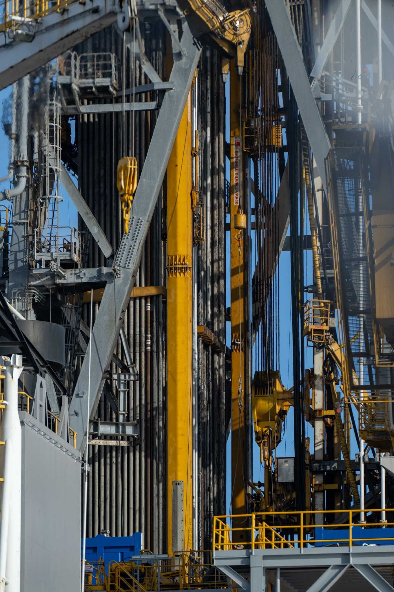 A large yellow pipe with the letter h on it