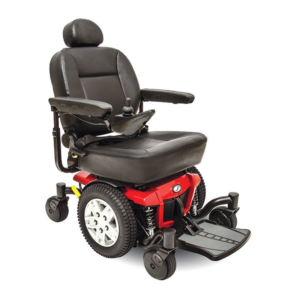Jazzy 600 ES, features patented Mid-wheel 6® technology and Active-Trac® ATX Suspension for an extraordinary level of performance, maneuverability and the tightest turning radius in the Jazzy line.