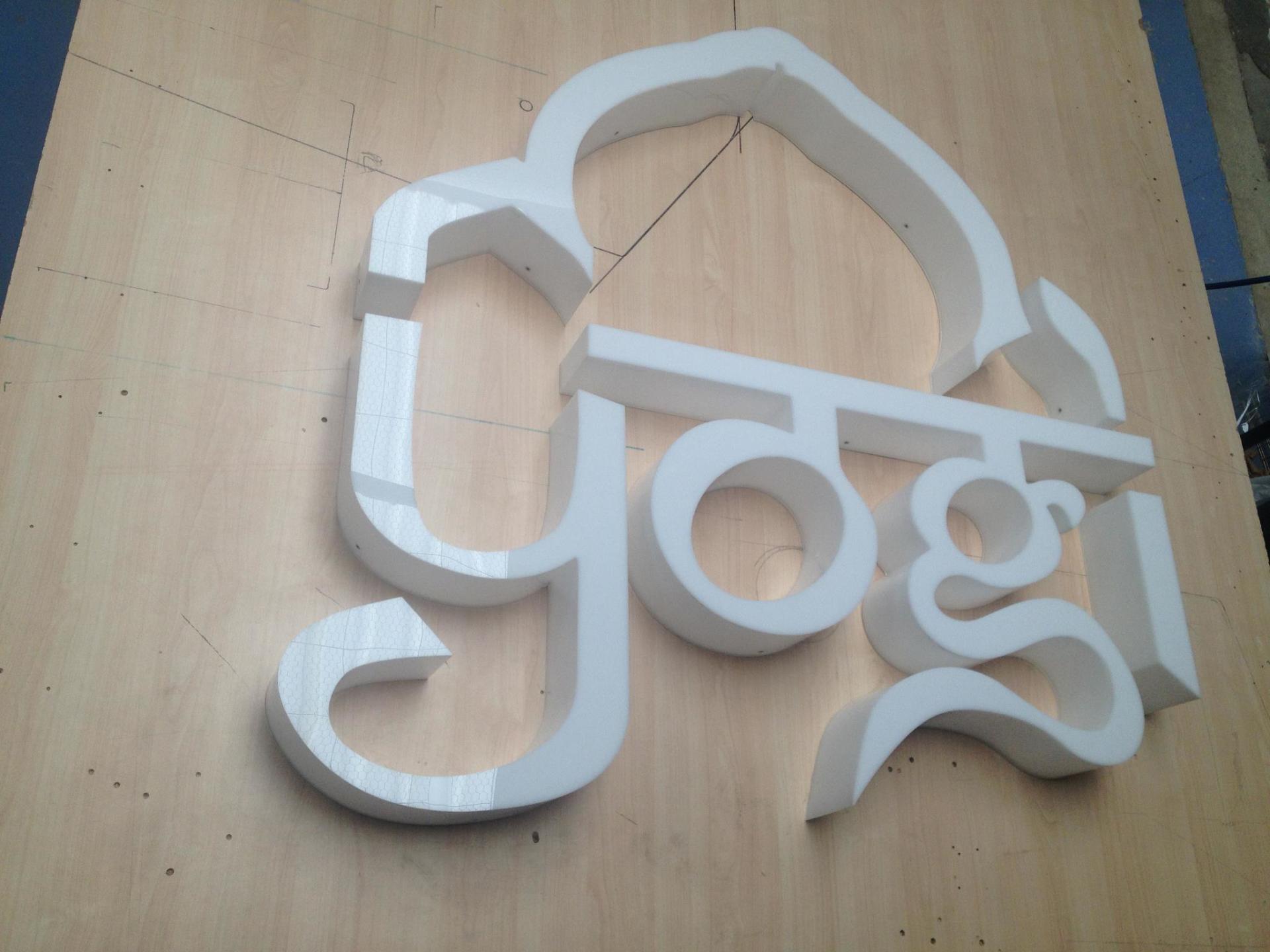 Yogi 3d signage