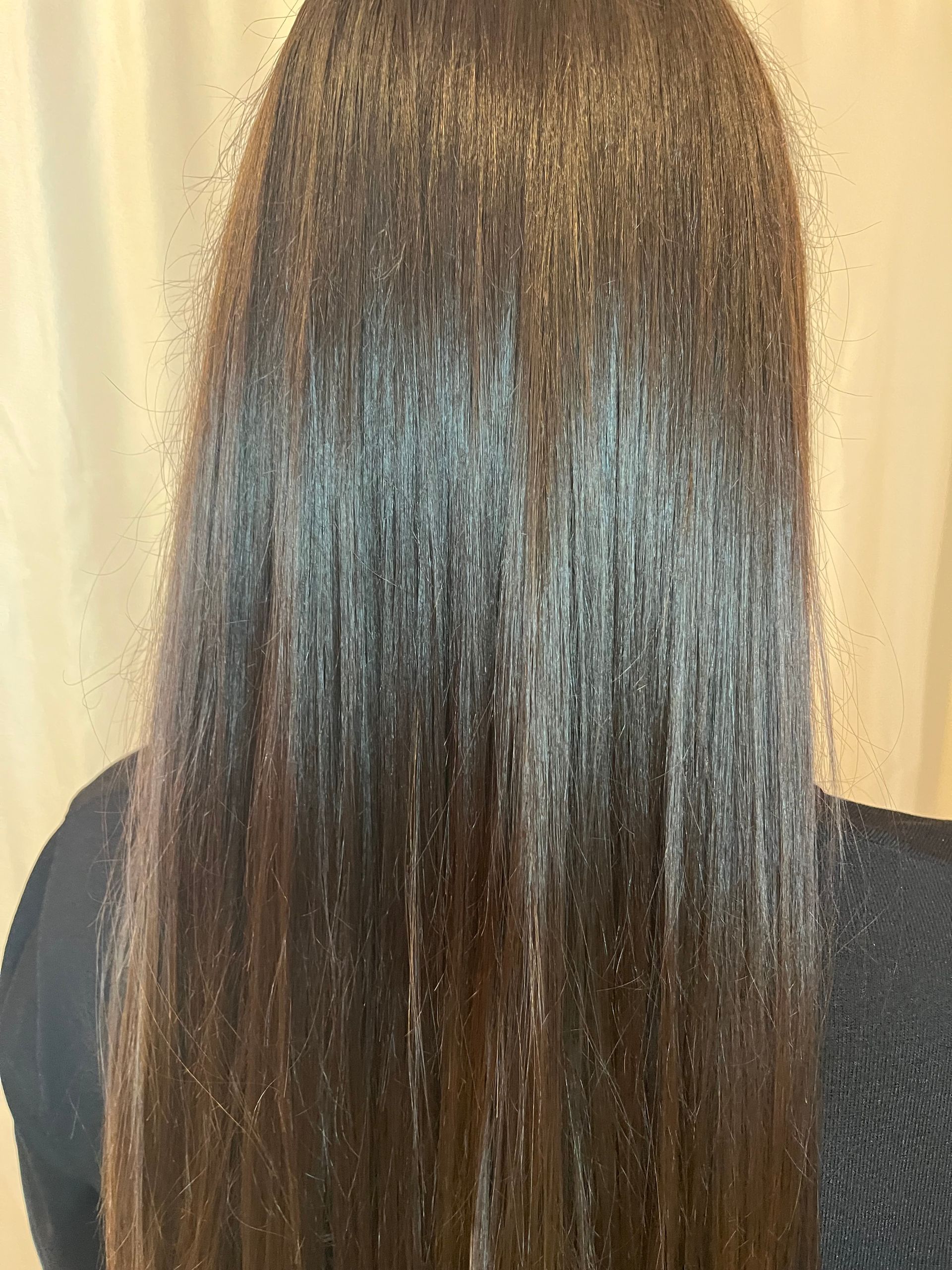 capelli trattati con cheratina lisciante