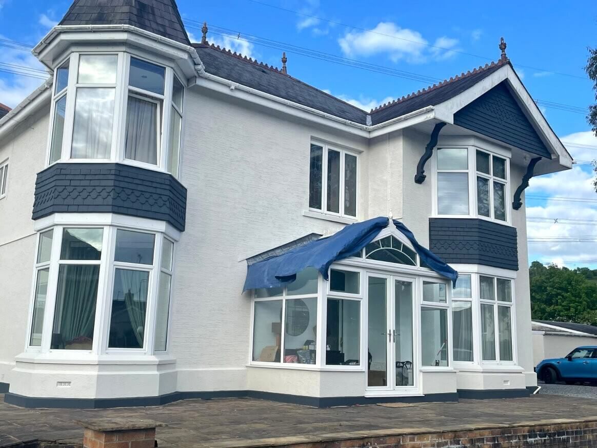 Swansea mansion exterior house painted and refurbished by Daffodil Decor.