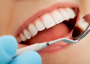 If you're looking for an experienced clinical dental technician, feel free to contact me
