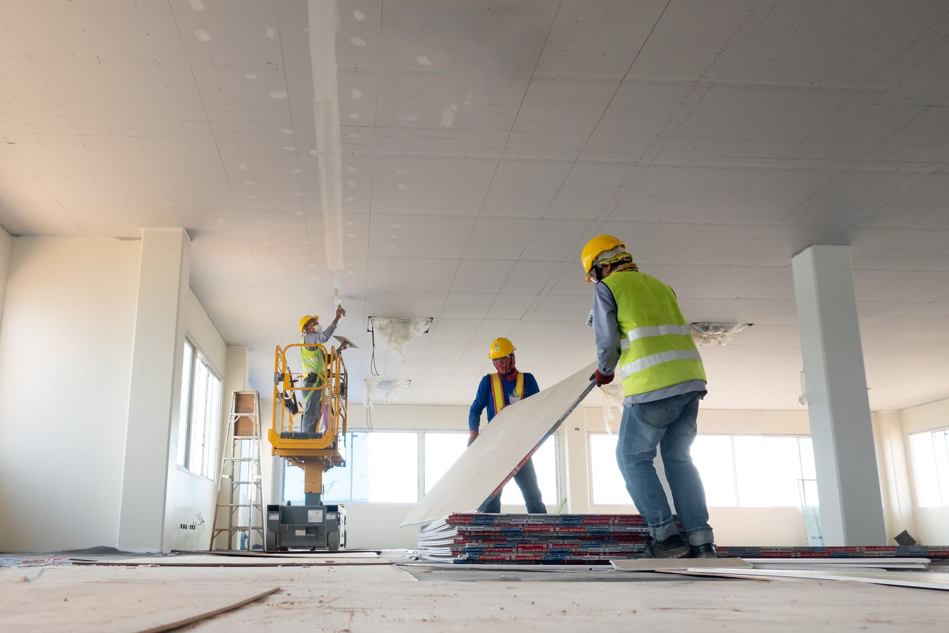 professional contractors during commercial construction and renovation service