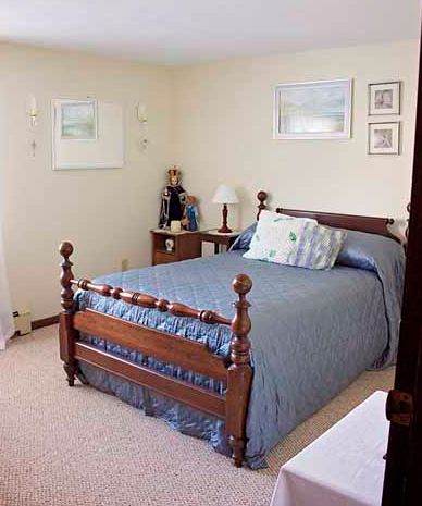 Sherwood Acres bedroom blue sheets