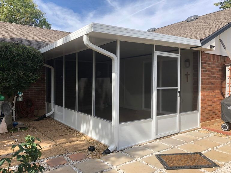 Screen Enclosure with chair rail framing in white