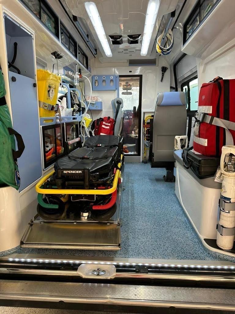 Interno di ambulanza