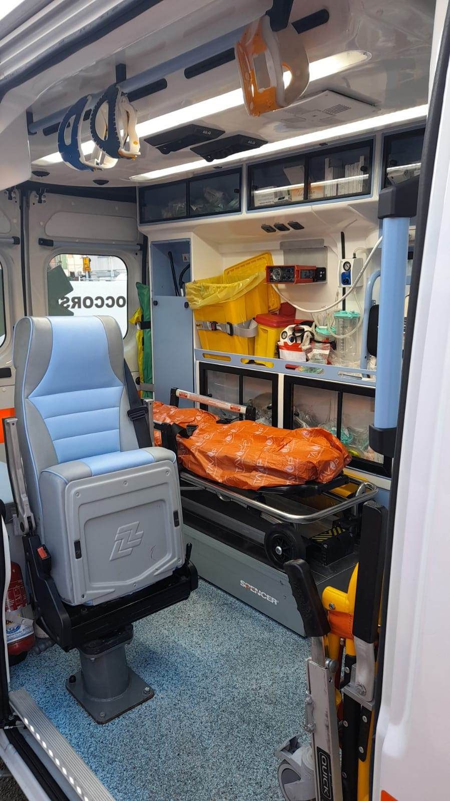Interno ambulanza