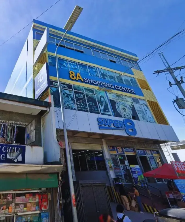8A Shopping Center Building in Mercado, Guiguinto, Bulacan, Philippines