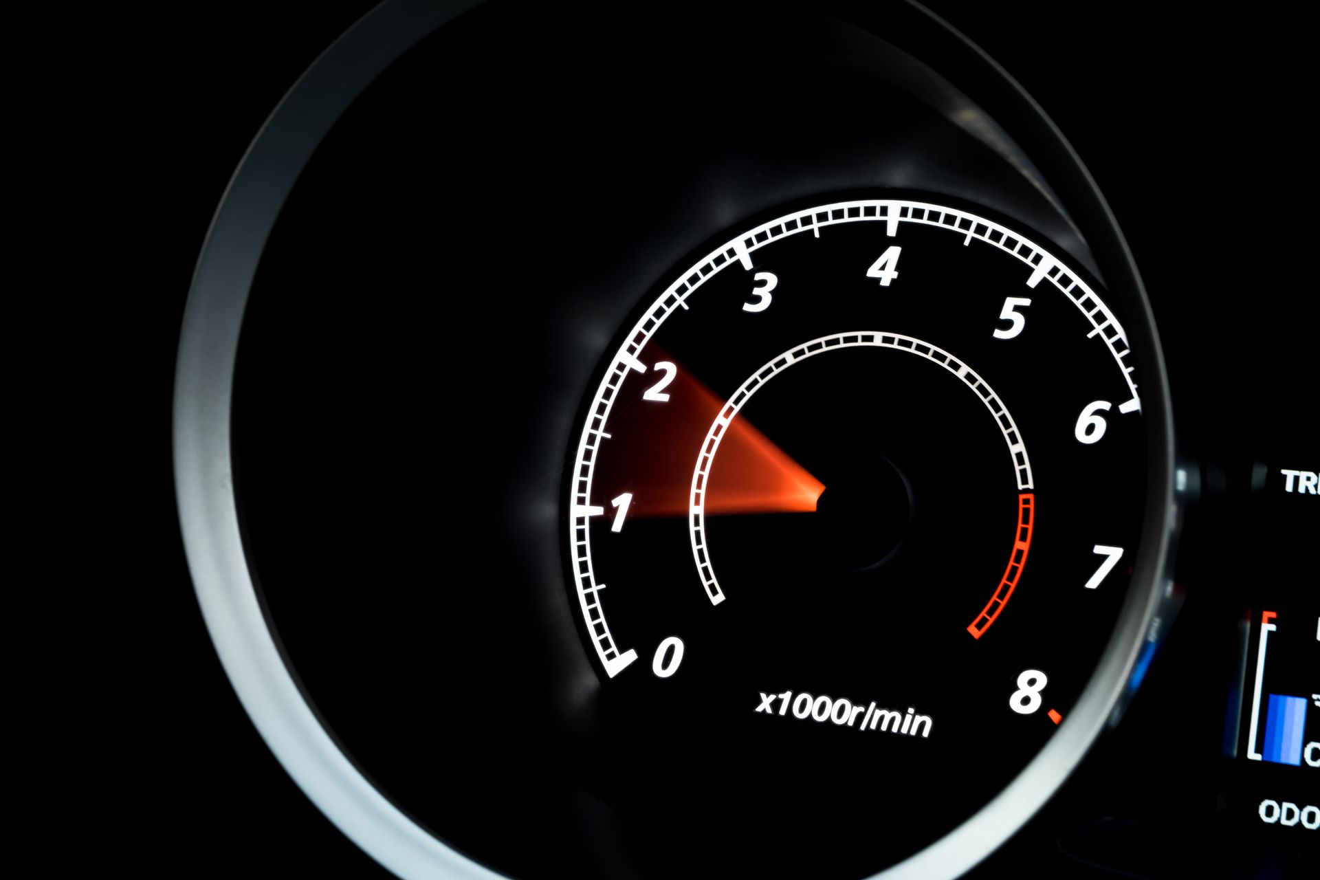 Why Your Car’s RPMs Fluctuate While Idling | General Automotive Servicenter