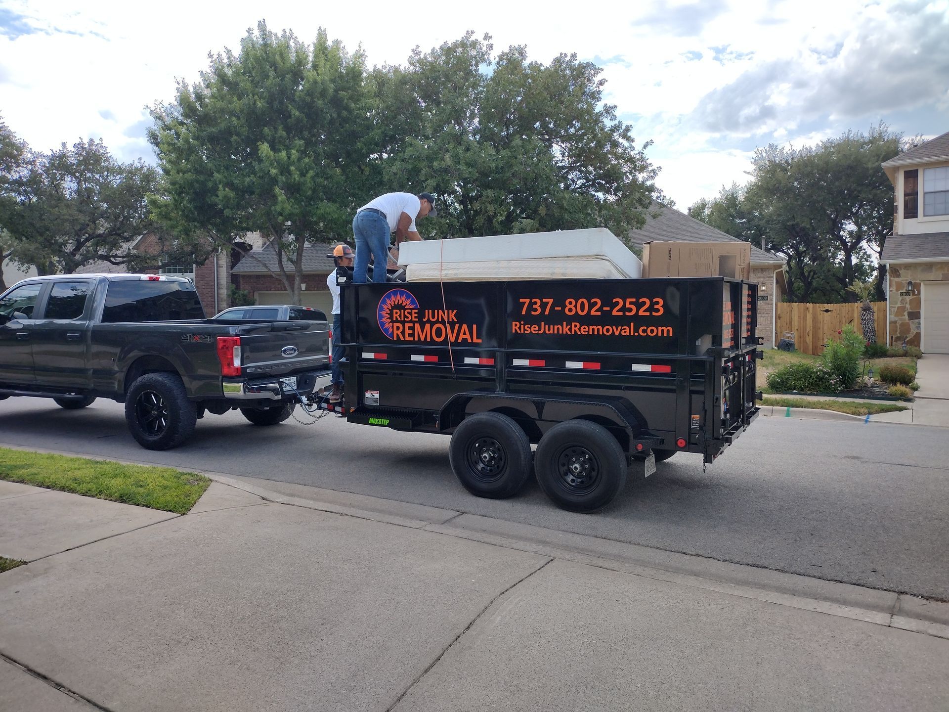 Removing old Mattress, Austin, Tx., Rise Junk Removal