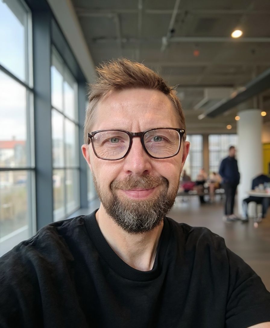 Connect med Michael på LinkedIn