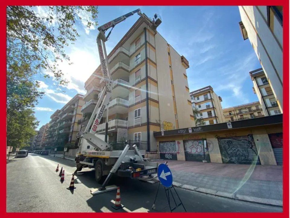 Piattaforma aerea per palazzo