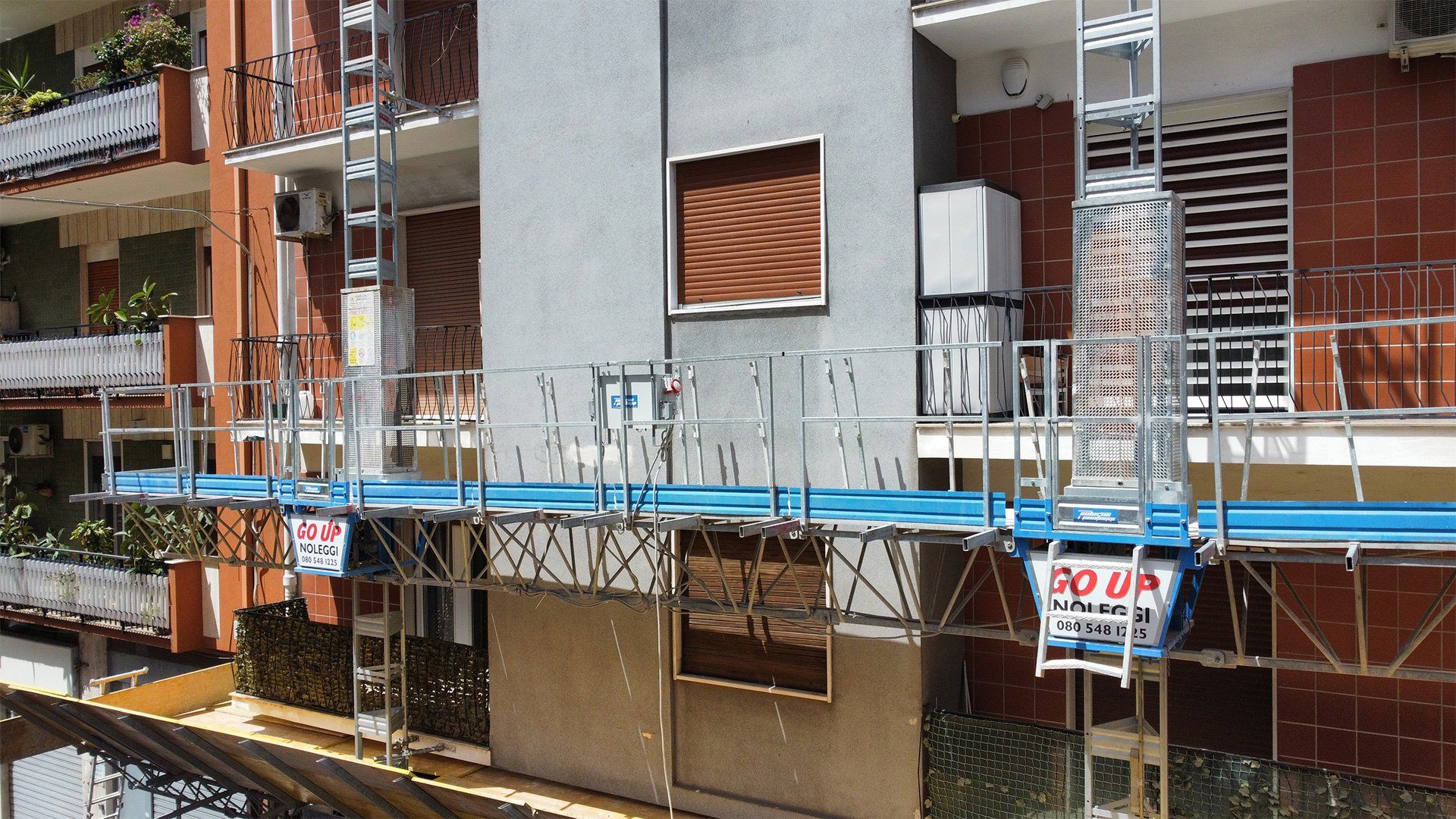 PONTEGGIO BICOLONNA GO UP NOLEGGIO PIATTAFORME AEREE