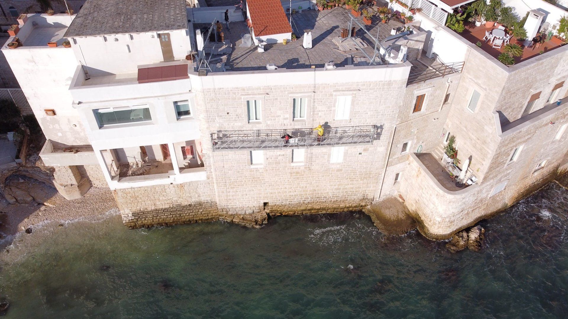 Ponteggio a funi sospese