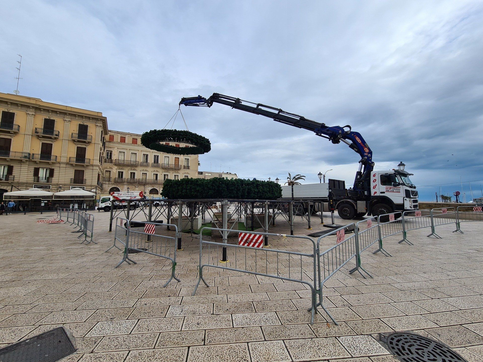 noleggio camion con gru