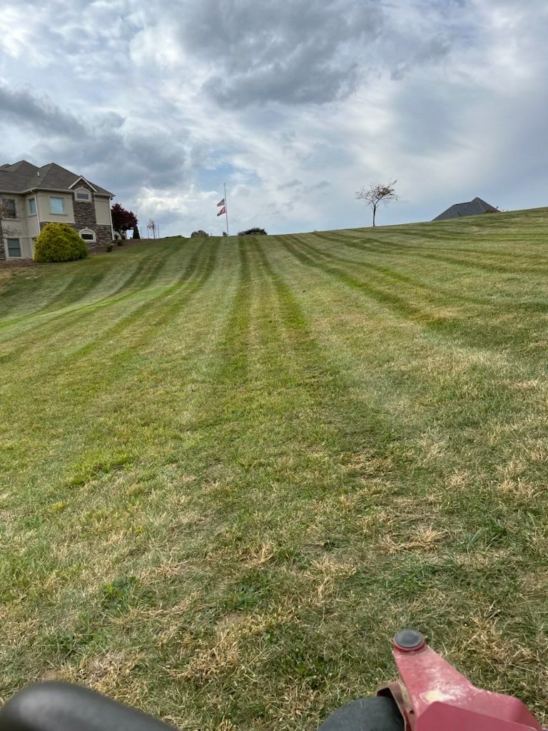 lawn care blacksburg va, lawn care christiansburg va, lawn care montgomery county