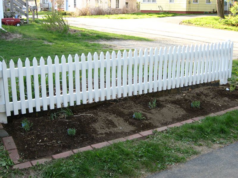 Picket Fence — Mobile, AL — Turner Wilson Fence Company