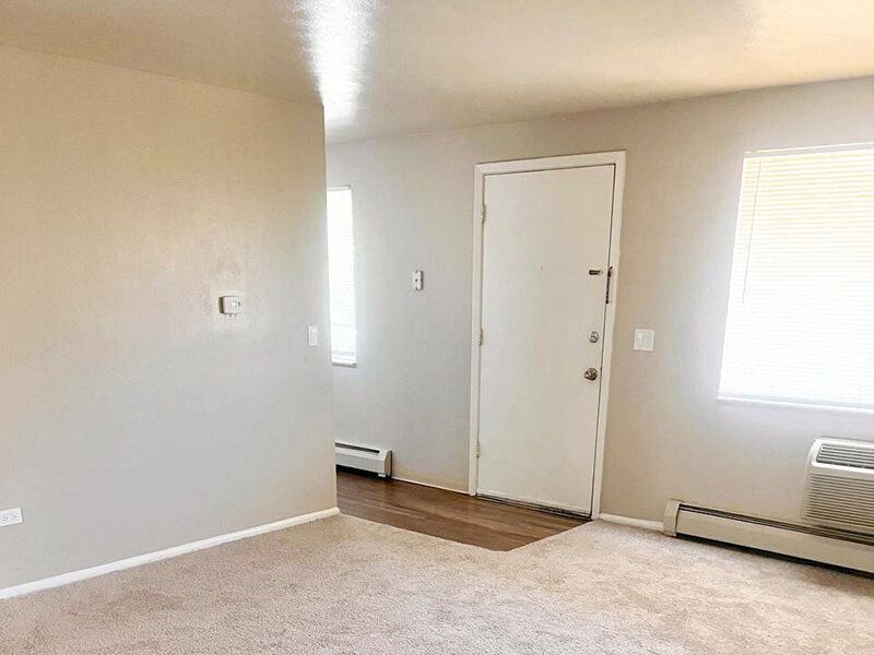 Entry | Powderhorn Apartments