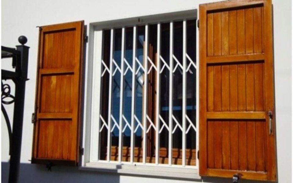 Grata per ingresso doppio