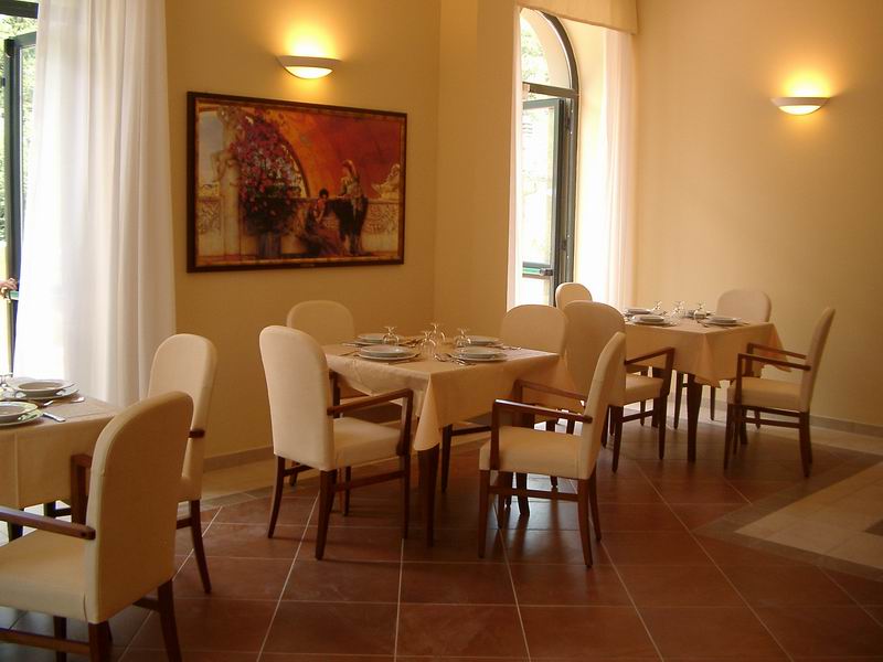 Anziani in casa di riposo