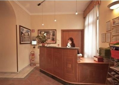 Carta dei Servizi Villa Laura Carta dei Servizi Villa Laura