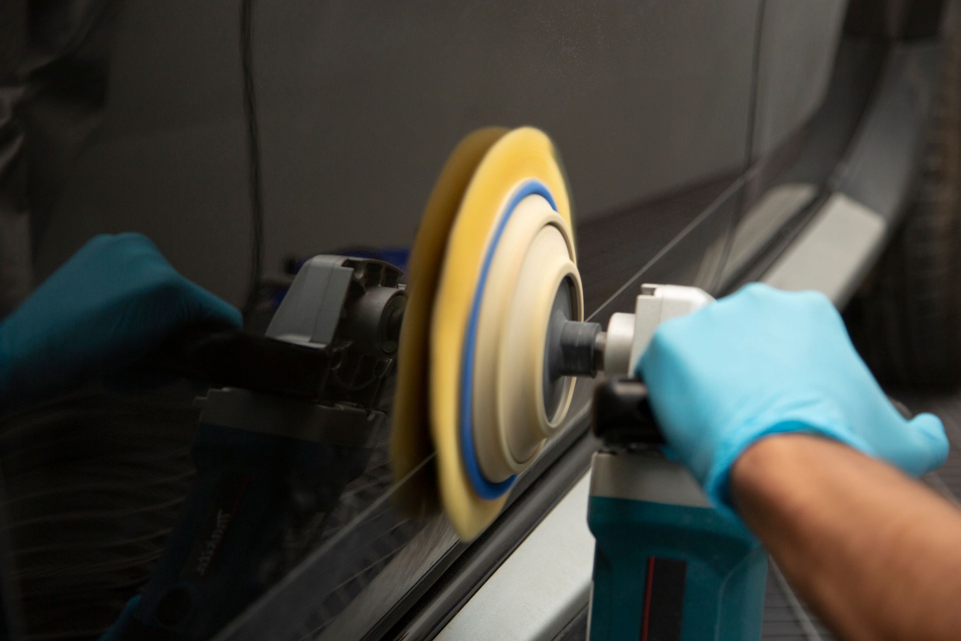 Scrubbing Exterior Of Car | Lihue, HI | 967 Garage