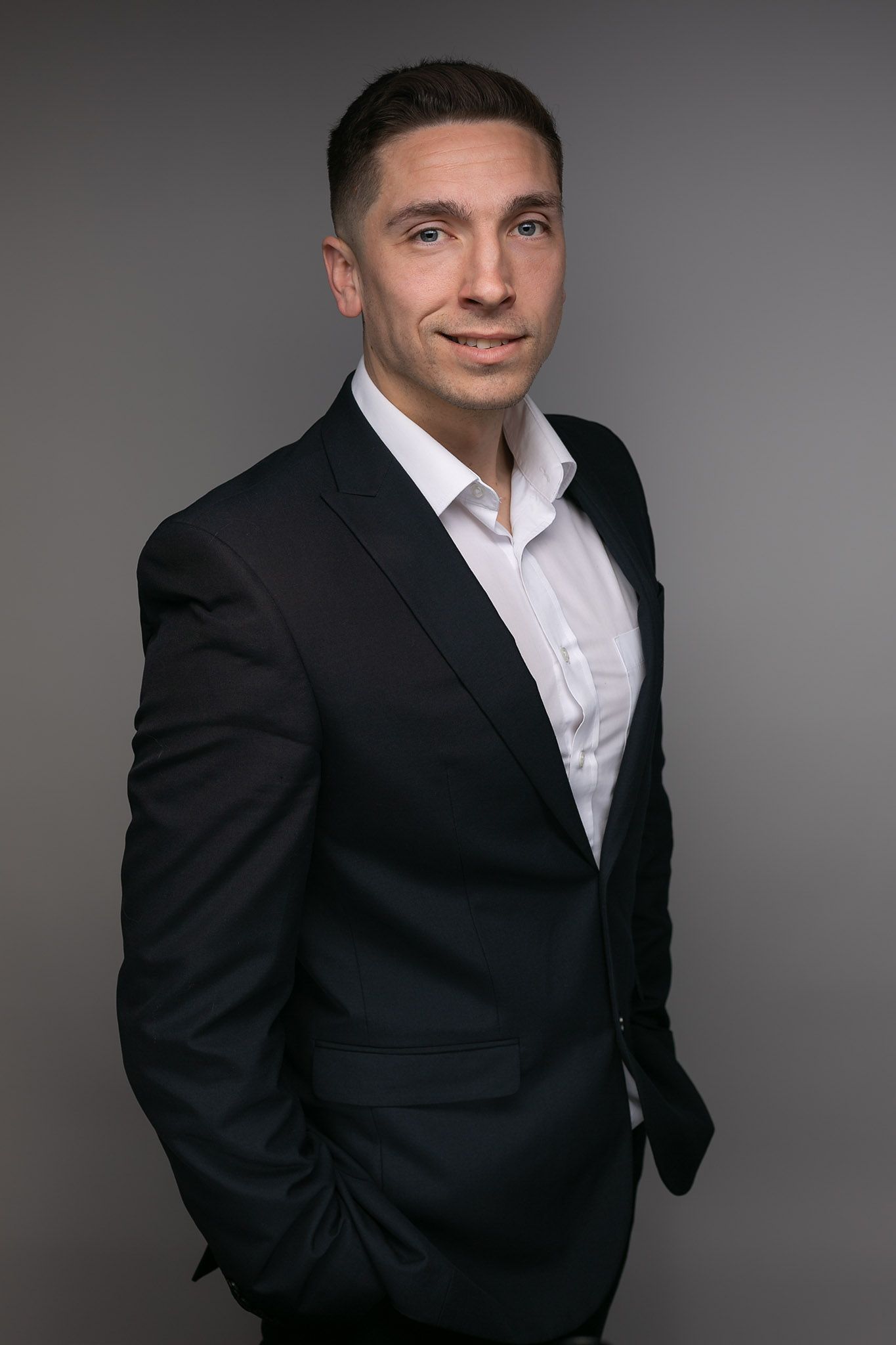 Shropshire business photographer
 offering hesdshots