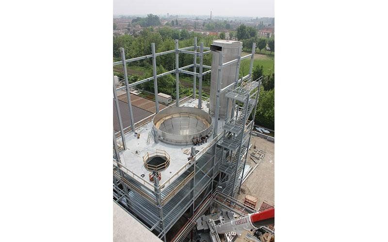 soppalco metallico per l'edilizia