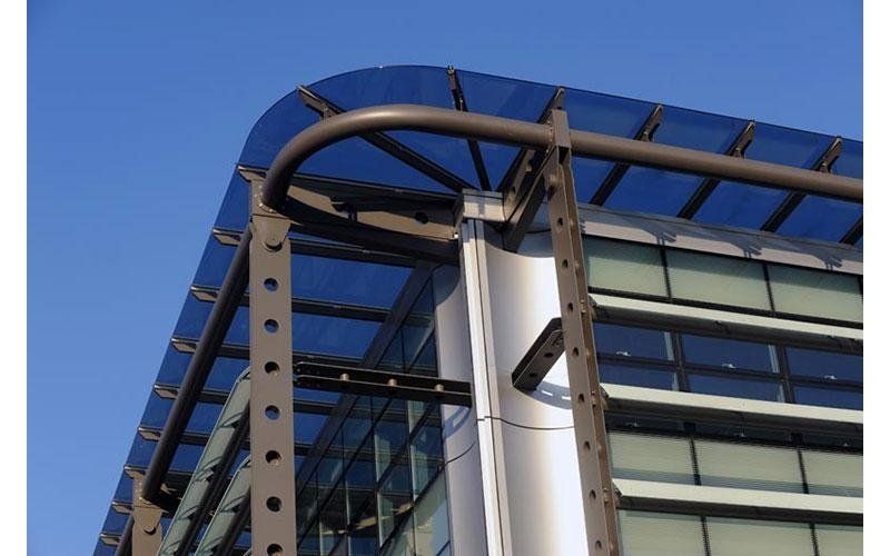 particolare di una struttura in acciaio