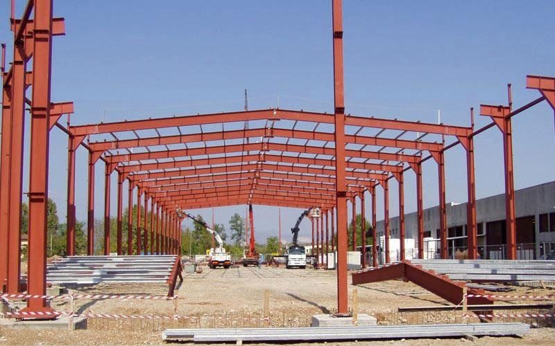 esterno di uno stabile industriale