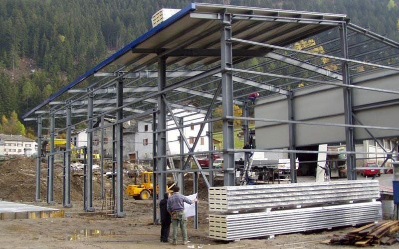 capannone industriale