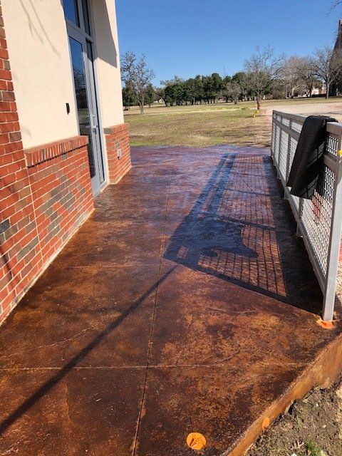 Sidewalks & Walkways