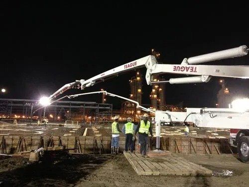 Workers At Night — Baton Rouge, LA — Teague Rental Equipment LLC