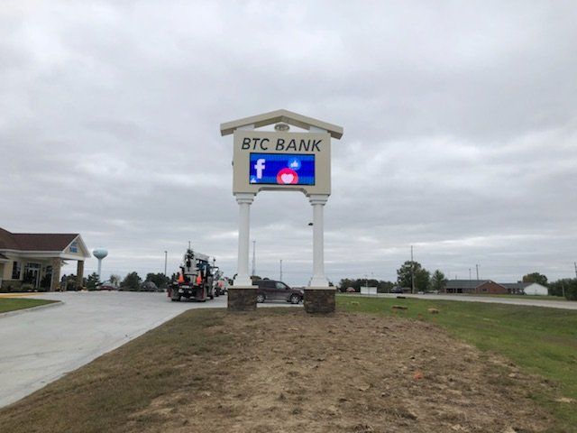 BTC Pole Sign