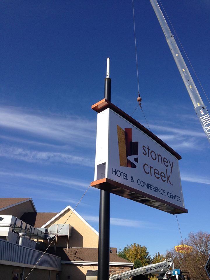 Stoney Creek Hotel Sign