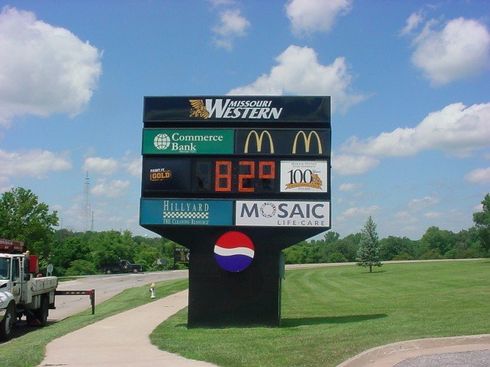 Missouri Western Pole Sign