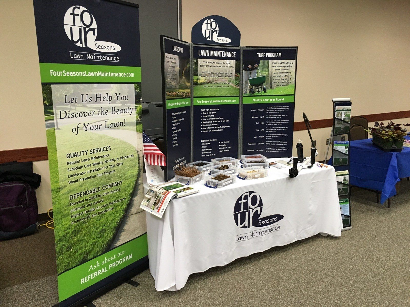 Four Seasons Desk — Watkinsville, GA — Four Seasons Lawn Maintenance