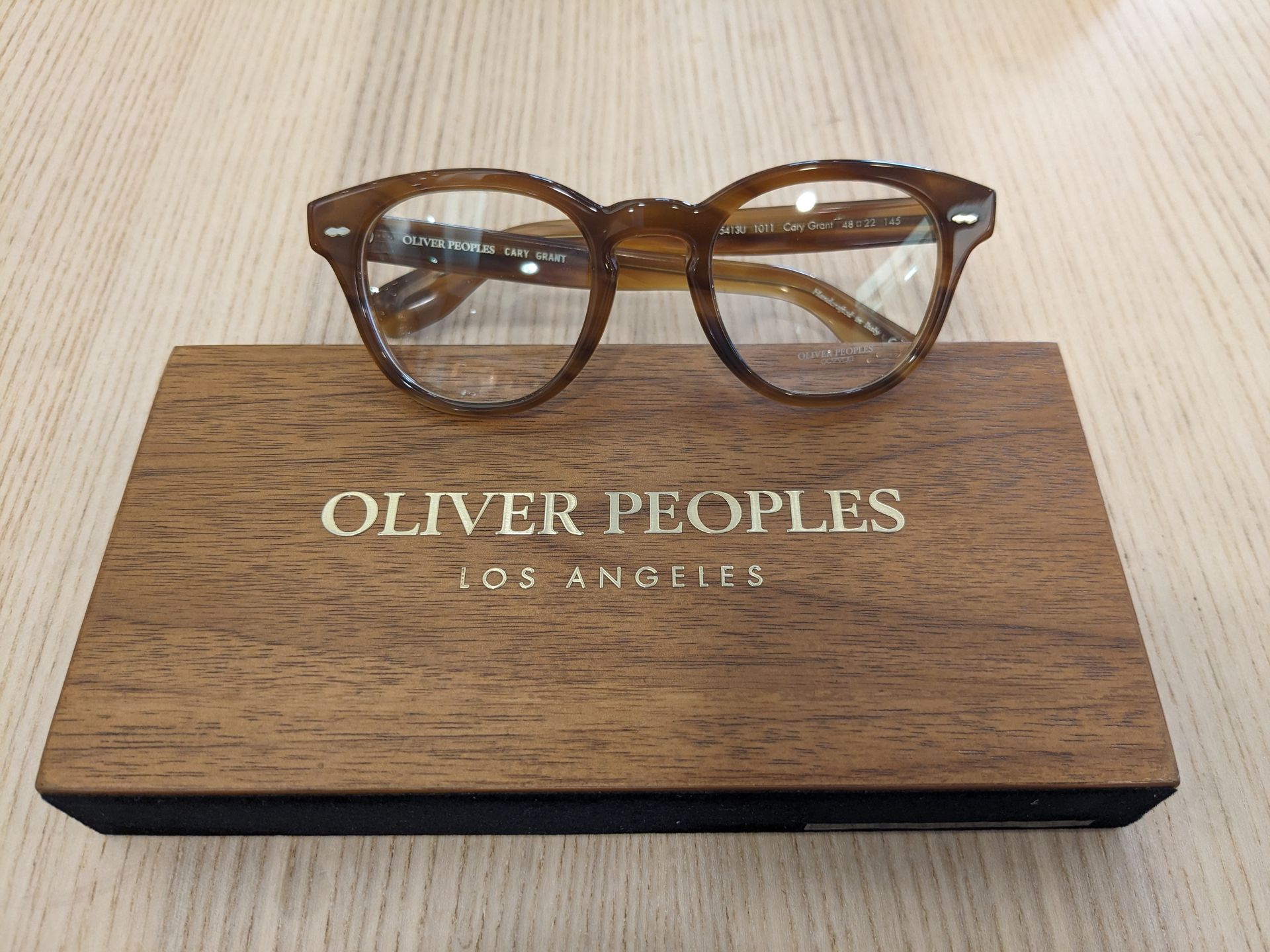 monture de créateur Oliver Peoples