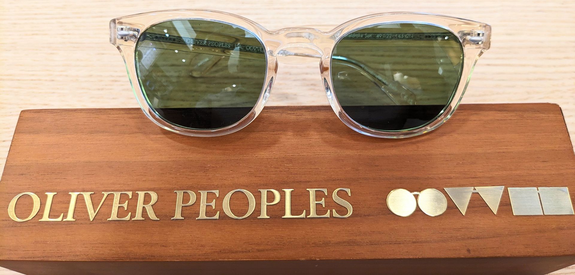 lunettes de soleil Oliver Peoples