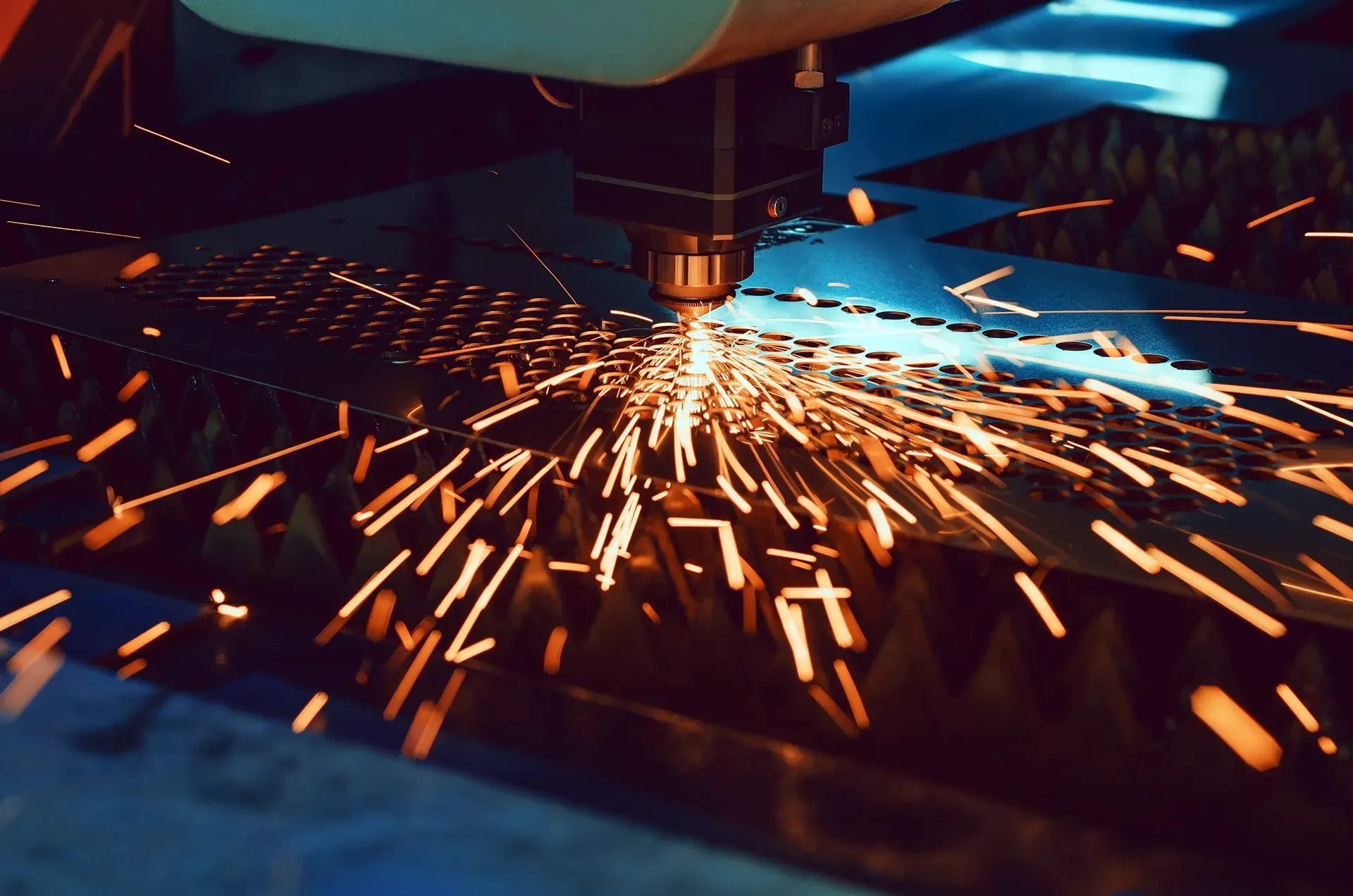 laser cutting of metal