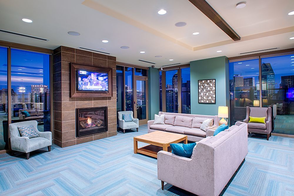 A room filled with furniture and a fireplace.