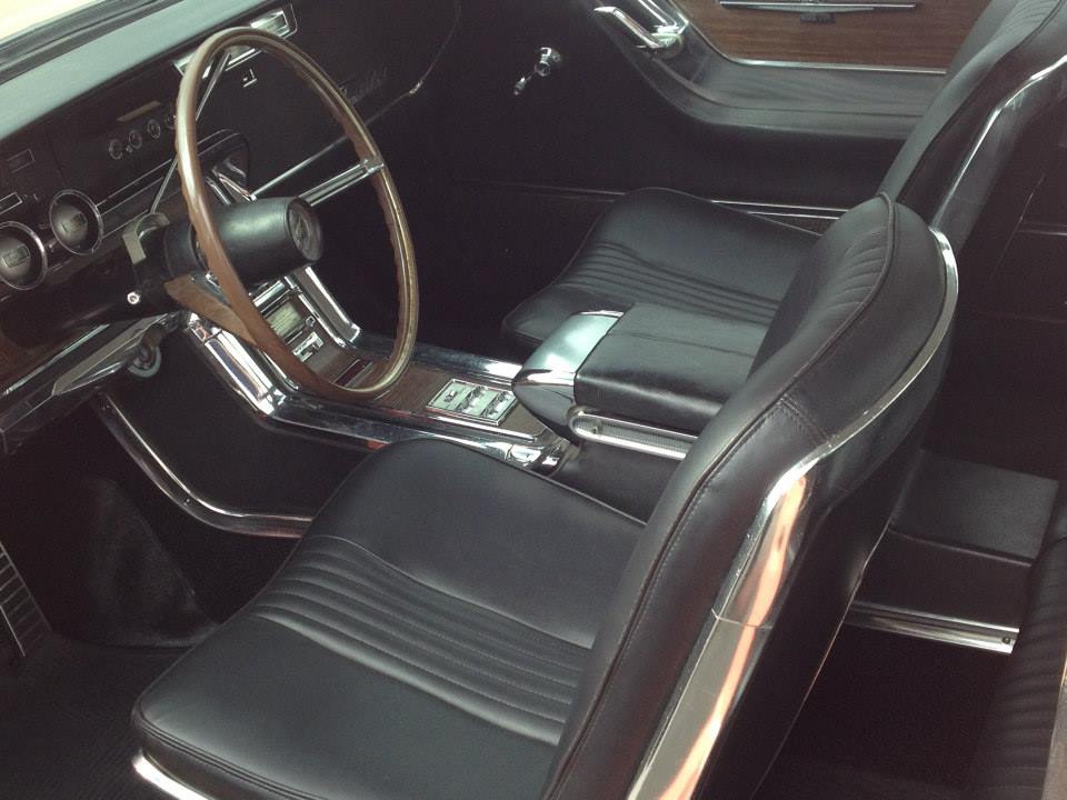 64 Thunderbird Front Seats After