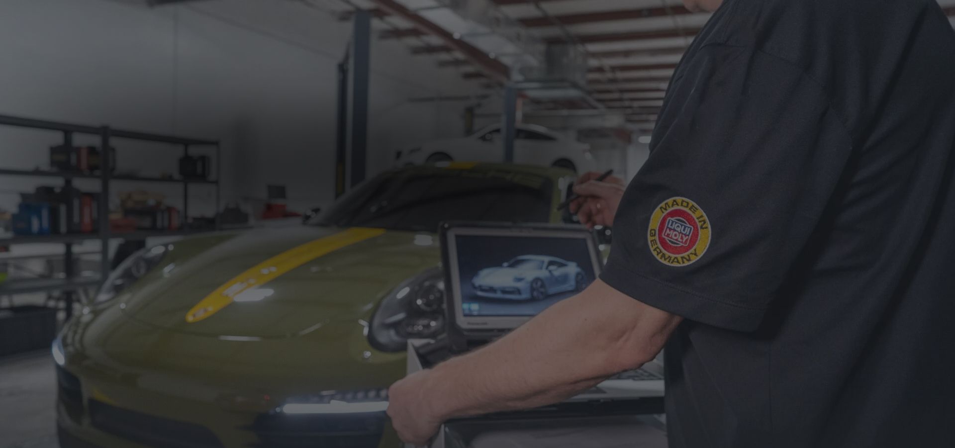 Hero Image |  Adler Rennsport