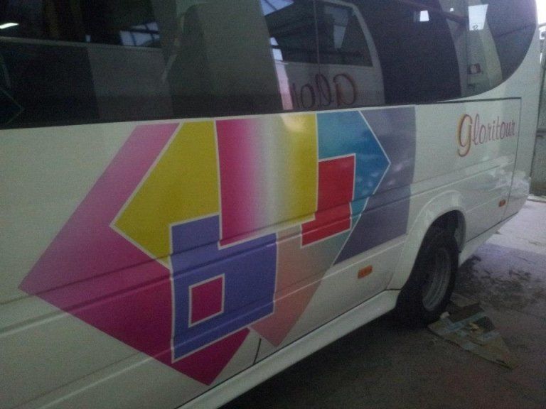 Car wrapping su pullman