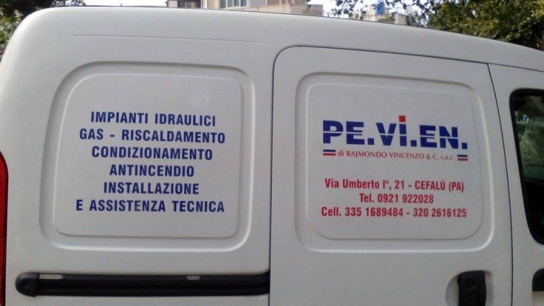 Car wrapping su furgone