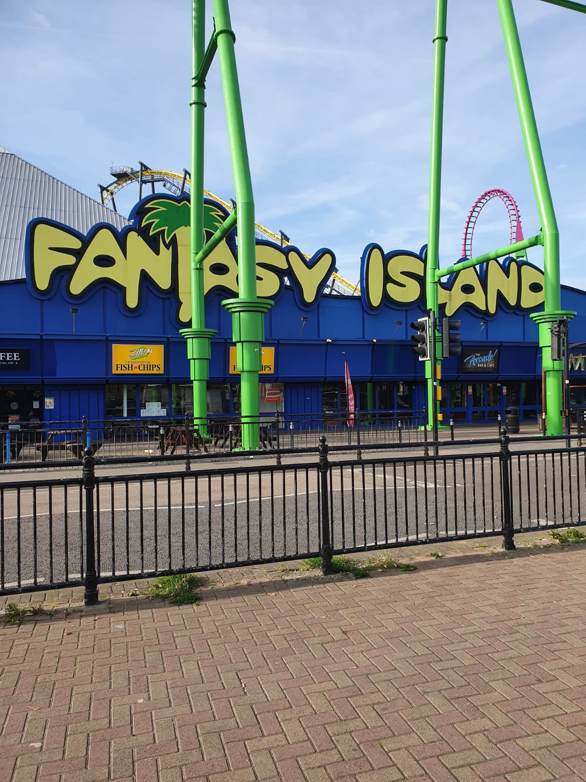 Skegness Caravan Holiday - Willow Lodge Holiday Lettings