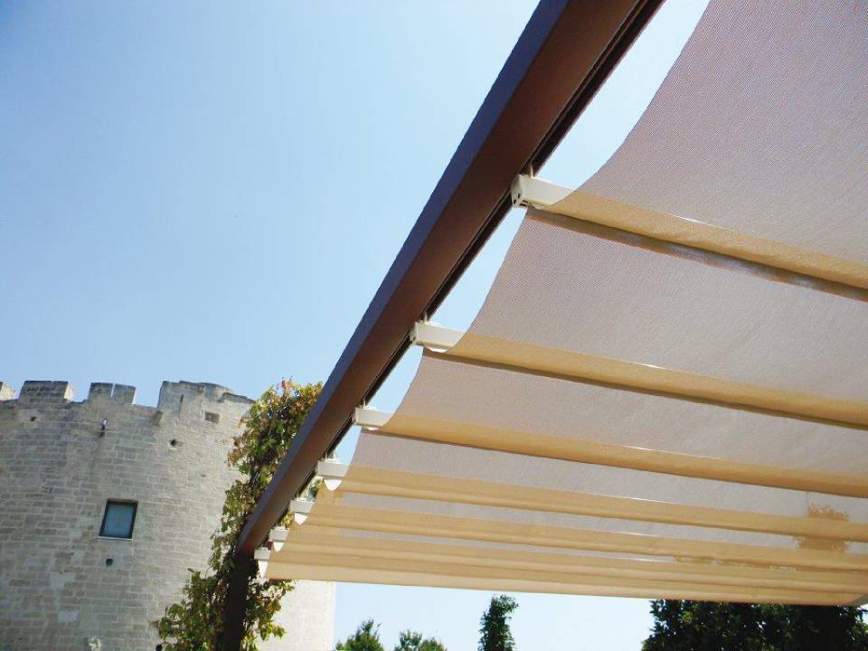 Pergolato in legno realizzato su misura