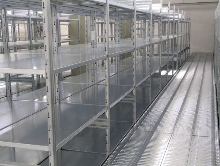 Scaffalature e Armadi