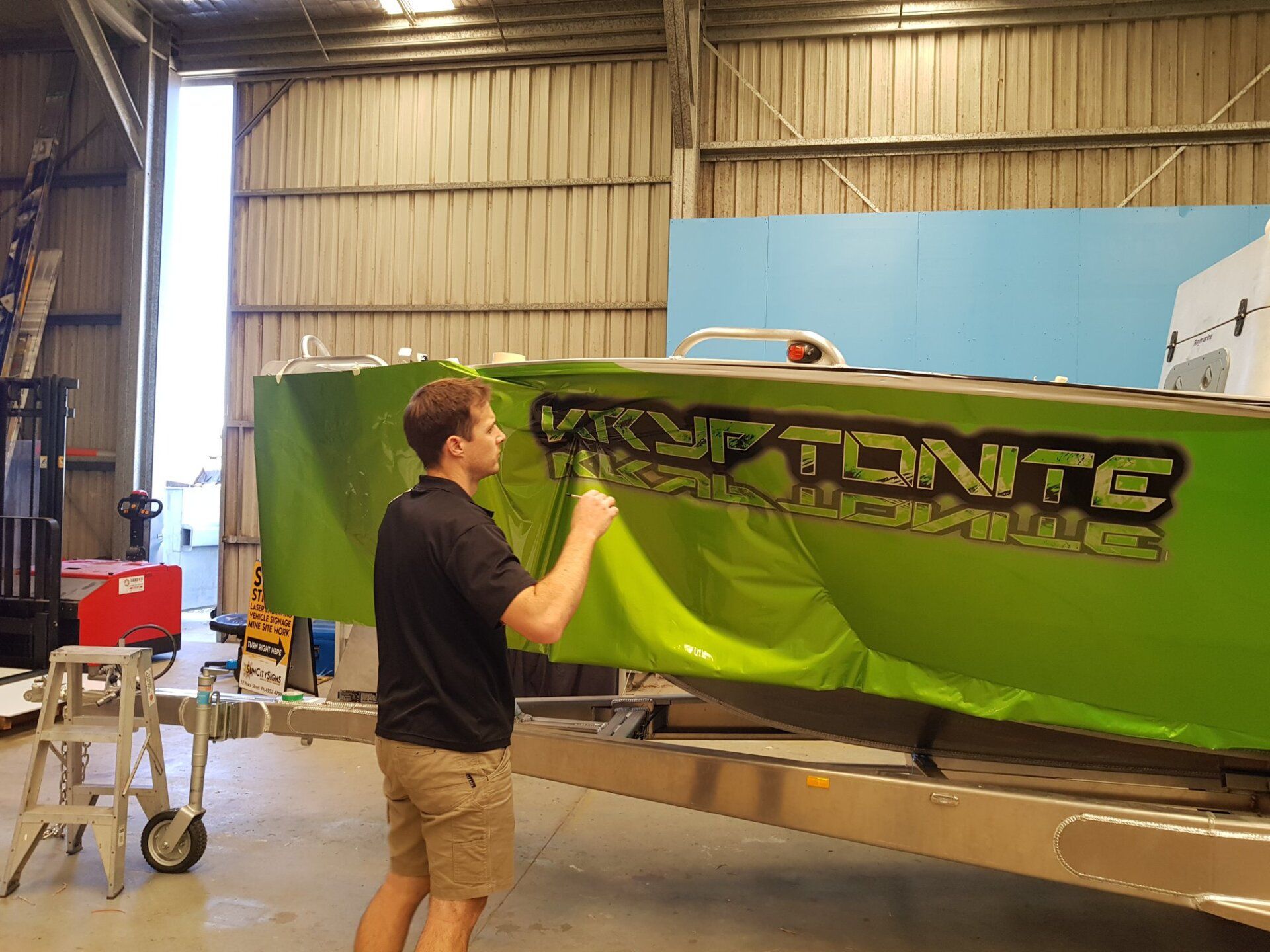 Custom Signs Mackay & Surrounds Sun City Signs Mackay