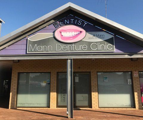 mann denture clinic